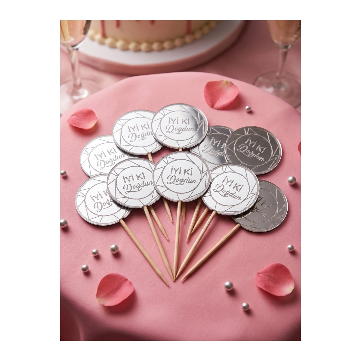 "İyi Ki Doğdun" Yazılı Gümüş Pasta Üstü Kürdanı (20 Adet) - Silver Doğum Günü Ve Cupcake Süsü